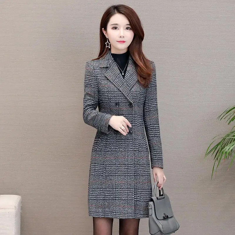 2022 Autumn winter woolen windbreaker woman woolan overcoat Chic long plaid jacket female double-breasted wool coats clothing
2022 Autumn winter woolen windbreaker woman woolan overcoat Chic long plaid jacket female double-breasted wool coats clothing