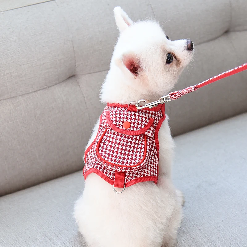 Houndstooth Small Vest PetDog Backpack Harness With Pocket Leash Lead Set Outdoor Pet Collar Walking Puppies Cats Carrier Bags
Houndstooth Small Vest PetDog Backpack Harness With Pocket Leash Lead Set Outdoor Pet Collar Walking Puppies Cats Carrier Bags