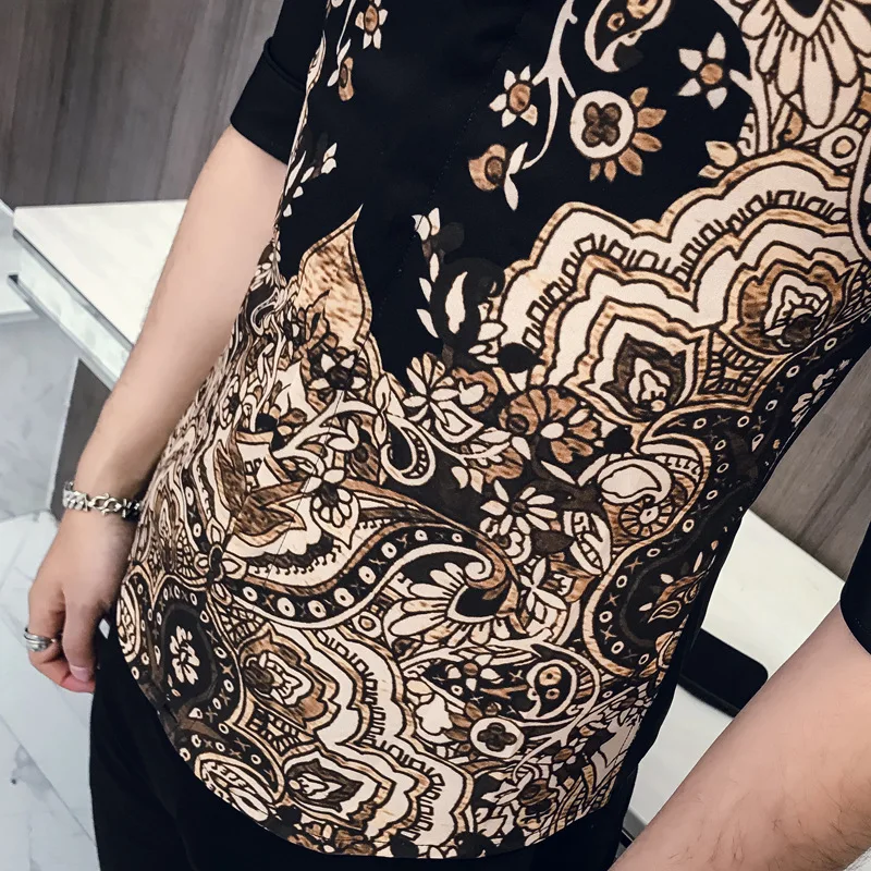 Luxury Gold Men Shirt Half Sleeve Slim Fit Casual Shirt Party Club Prom Tuxedo Shirts 2019 Streetwear Camisa Social Masculina
Luxury Gold Men Shirt Half Sleeve Slim Fit Casual Shirt Party Club Prom Tuxedo Shirts 2019 Streetwear Camisa Social Masculina