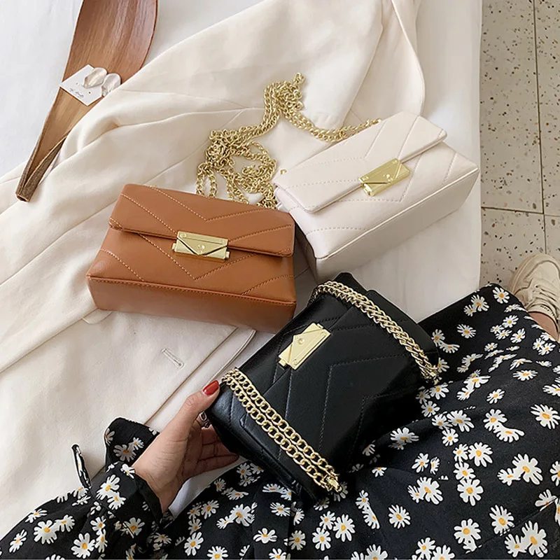 CASMOR Shoulder Bags for Womens 2020 New PU Fashion Influencer Sewing Thread Chains Lock Crossbody Evening Flag Bag Lady
CASMOR Shoulder Bags for Womens 2020 New PU Fashion Influencer Sewing Thread Chains Lock Crossbody Evening Flag Bag Lady