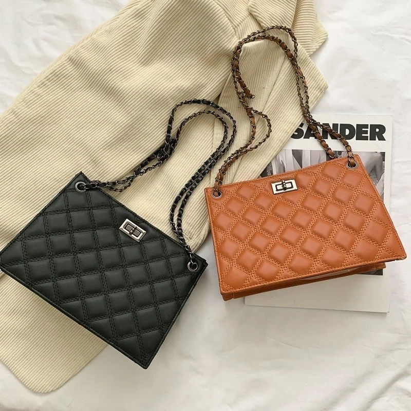 2021 New European Beauty Bag Solid Color Small Square Bag Chain Rhombus Small Satchel
2021 New European Beauty Bag Solid Color Small Square Bag Chain Rhombus Small Satchel