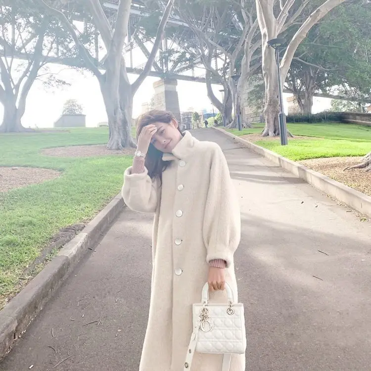 Women 2021 Autumn Winter Imitation Mink Velvet Coat Female Soft Long Size Sweet Knit Cardigan Lady Thicke Warm Casual Jacket B52
Women 2021 Autumn Winter Imitation Mink Velvet Coat Female Soft Long Size Sweet Knit Cardigan Lady Thicke Warm Casual Jacket B52