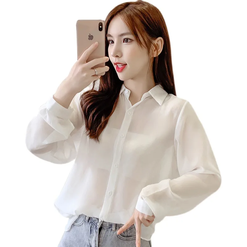 2021 summer new temperament show thin section hollow out shirt pearl vest machine design feeling chiffon blouse
2021 summer new temperament show thin section hollow out shirt pearl vest machine design feeling chiffon blouse