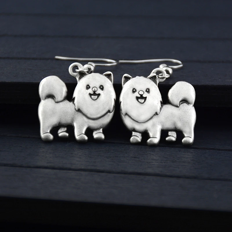 Vintage Cute Cartoon Pomeranian & German Spitz Dog Drop Earrings Dangle Earrings for Women Jewelry Girls Korean Fashion Earrings
Vintage Cute Cartoon Pomeranian & German Spitz Dog Drop Earrings Dangle Earrings for Women Jewelry Girls Korean Fashion Earrings