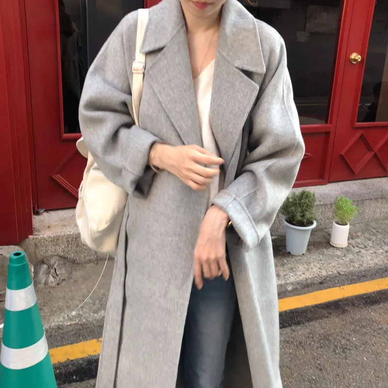 Vintage Gray Woolen Jacket for Woman Autumn Winter Thicken Oversized Blends Long Coats Female Korean Fashion Streetwear Clothes
Vintage Gray Woolen Jacket for Woman Autumn Winter Thicken Oversized Blends Long Coats Female Korean Fashion Streetwear Clothes