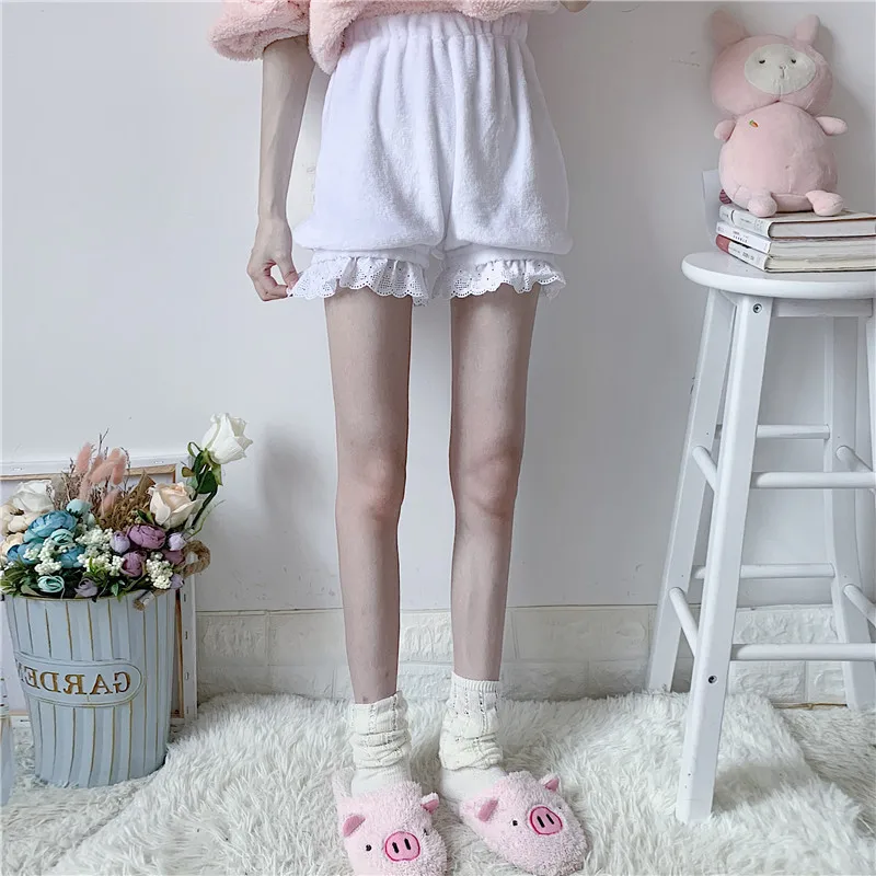 Spring Cute Lolita Girls Warm Velvet Shorts Sweet High Waist Lace Women's Plush Shorts Female Kawaii Bloomers Shorts Pink White