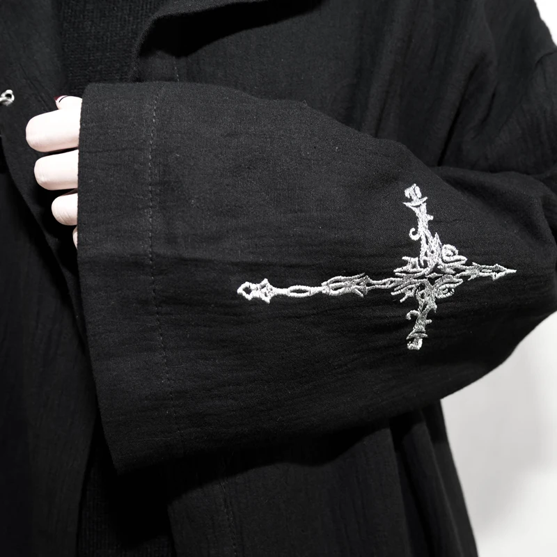 Coats & Jackets 
Coats & Jackets