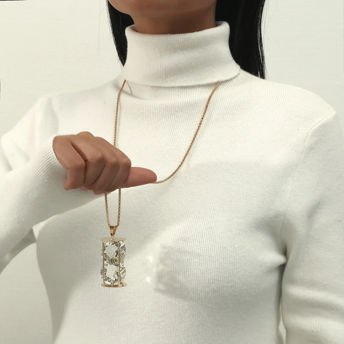 New Fashion three-dimensional Pendant Sweater Chain Rhinestone Dimensional Shape Of Necklace For Female Jewelry
New Fashion three-dimensional Pendant Sweater Chain Rhinestone Dimensional Shape Of Necklace For Female Jewelry