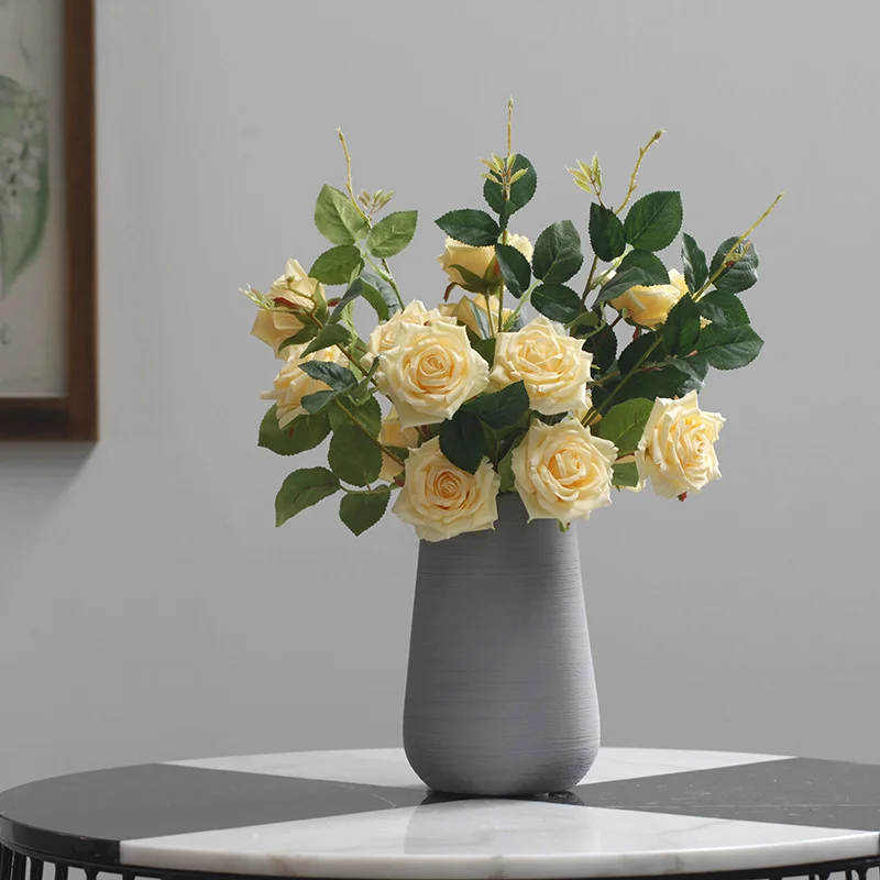 2Pcs Simulation Flower 3 Heads Curled Edge Rose Silk Flower Home Decoration Wedding Decoration Hand Bouquet Valentine's Day Gift
2Pcs Simulation Flower 3 Heads Curled Edge Rose Silk Flower Home Decoration Wedding Decoration Hand Bouquet Valentine's Day Gift