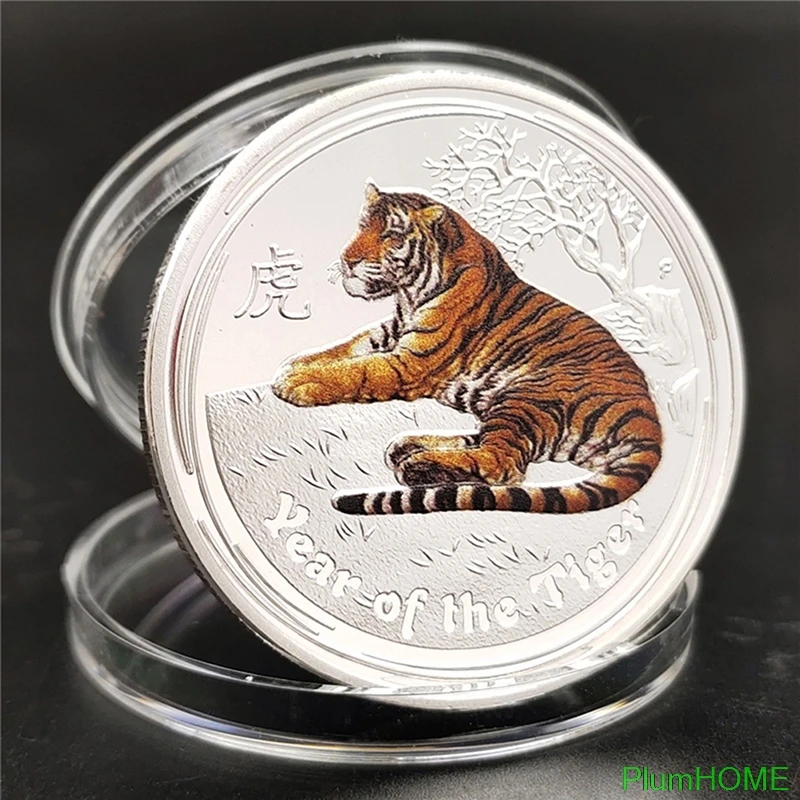 4CM New Australia Zodiac Animal Year of The Tiger Silver Plated Coin 1 Oz Painted Commemorative Medal Craft Collection
4CM New Australia Zodiac Animal Year of The Tiger Silver Plated Coin 1 Oz Painted Commemorative Medal Craft Collection
