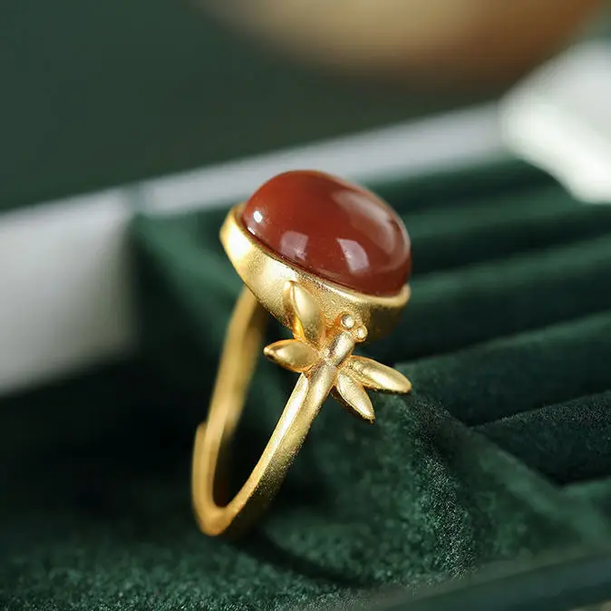 Original S925 Sterling Silver Gold Plated Southern Red Agate Personality Chinese Retro Simple Temperament Ornament
Original S925 Sterling Silver Gold Plated Southern Red Agate Personality Chinese Retro Simple Temperament Ornament
