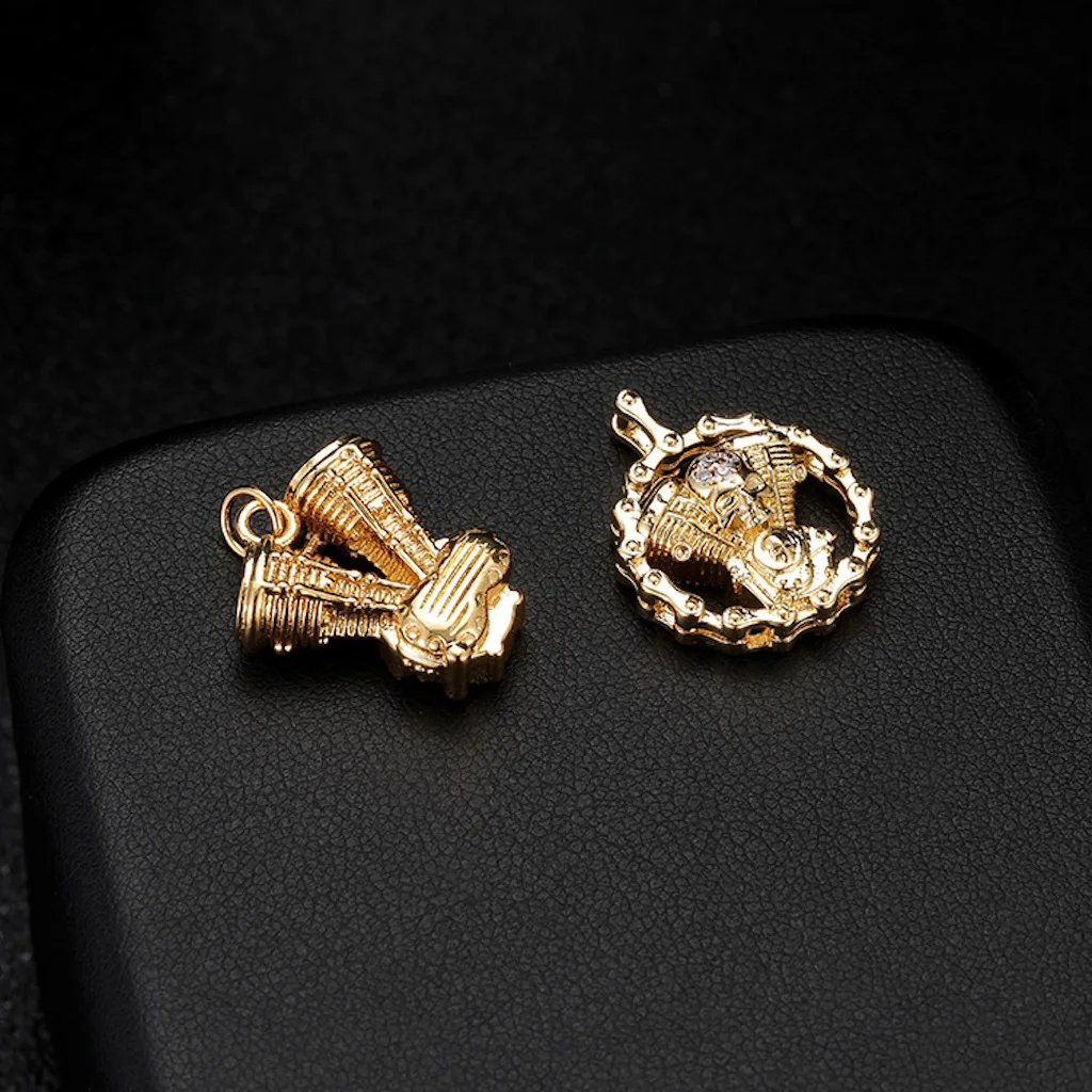 European /American Style 14K real Gold Round Pendant inlaid with Zircon Necklace Pendant DIY jewelry accessories manual material
European /American Style 14K real Gold Round Pendant inlaid with Zircon Necklace Pendant DIY jewelry accessories manual material