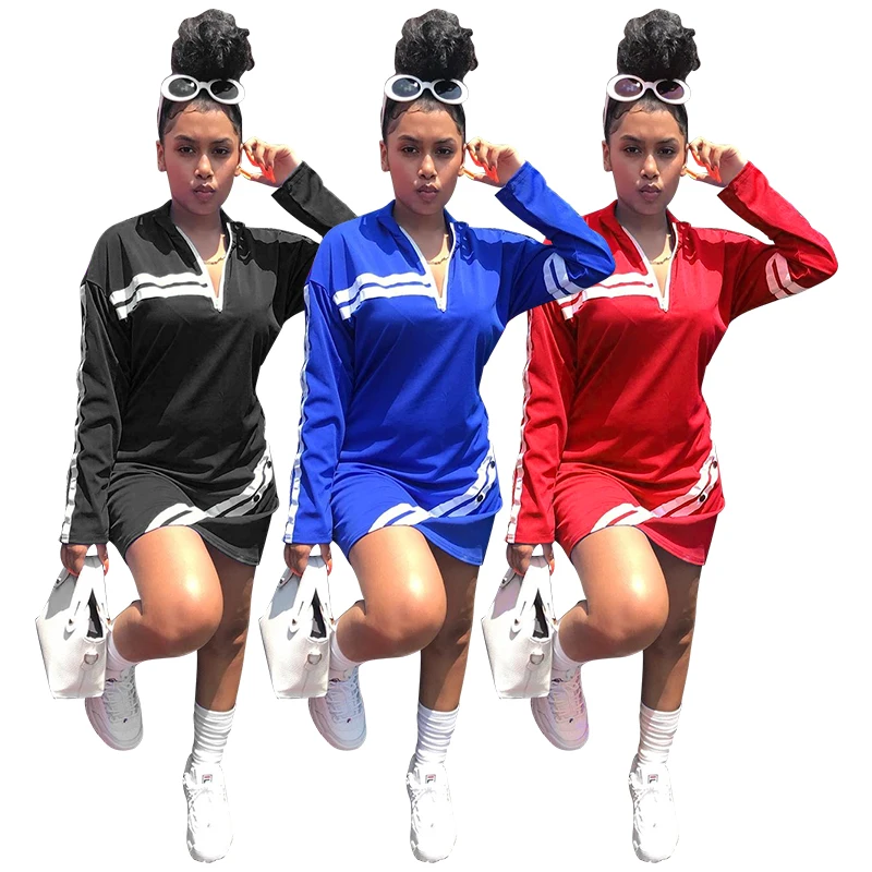 Striped woven wide loose dress Long long-sleeved sweater Solid color stitching plus size women's clothing
Striped woven wide loose dress Long long-sleeved sweater Solid color stitching plus size women's clothing