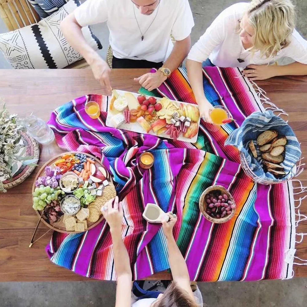 Mexican-style Table Runner Hand-woven Tassel Tablecloth Suitable For Party Wedding Decoration 14*84 Inches (215*35cm)
Mexican-style Table Runner Hand-woven Tassel Tablecloth Suitable For Party Wedding Decoration 14*84 Inches (215*35cm)