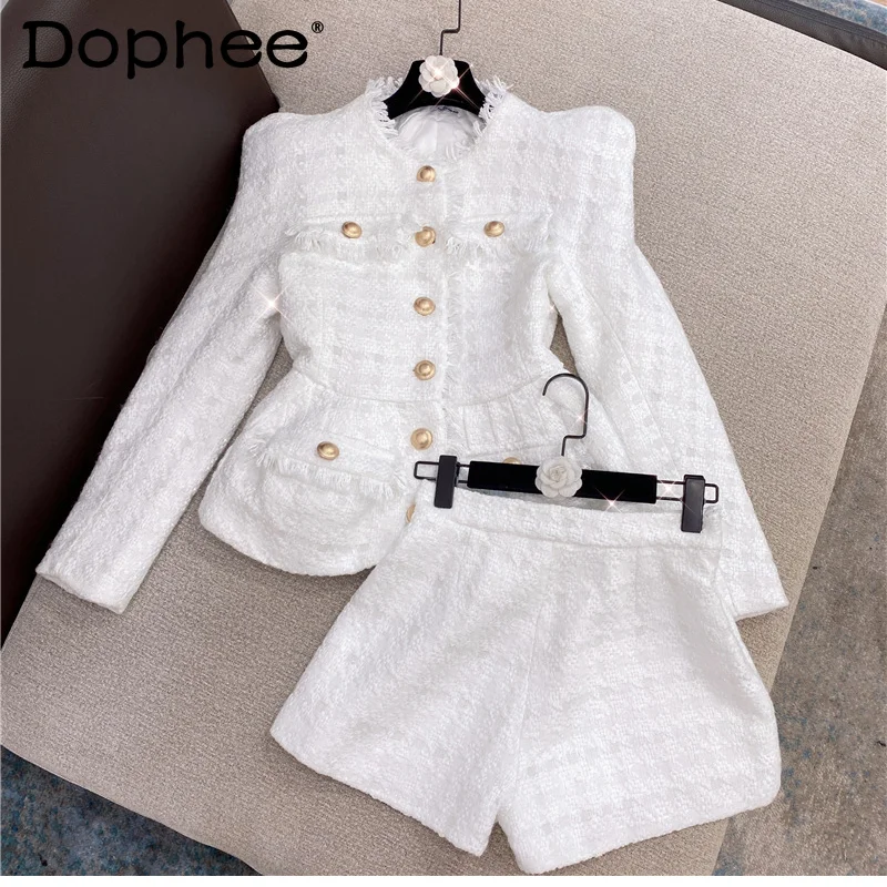 2021 Autumn Fashion Woolen Shorts White Suit Long Sleeve Single-breasted Bright Silk Tweed Coat Jacket+Shorts Suit Two-Piece Set 
2021 Autumn Fashion Woolen Shorts White Suit Long Sleeve Single-breasted Bright Silk Tweed Coat Jacket+Shorts Suit Two-Piece Set