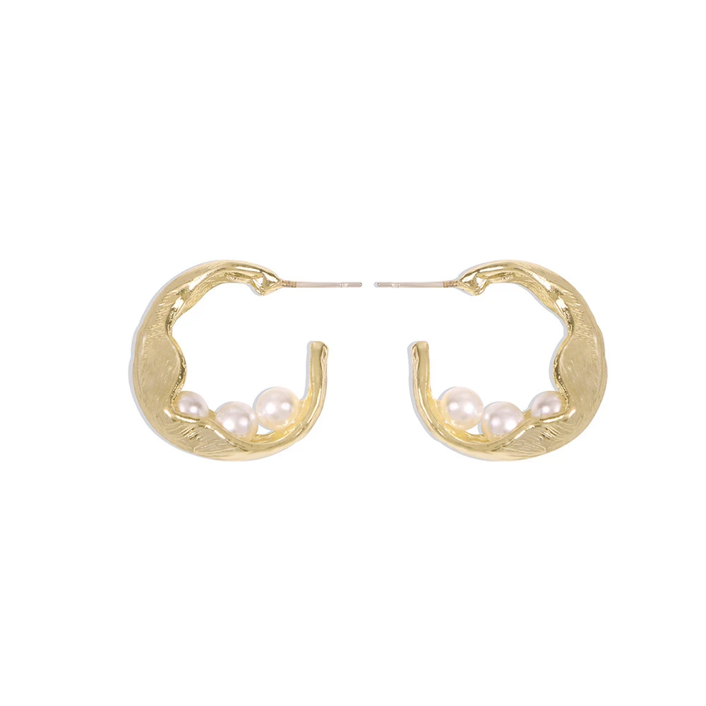 Contracted Temperament Of Restoring Ancient Ways Stud Earrings Geometric Fake Pearl Irregular Exaggerated Personality Earrings
Contracted Temperament Of Restoring Ancient Ways Stud Earrings Geometric Fake Pearl Irregular Exaggerated Personality Earrings