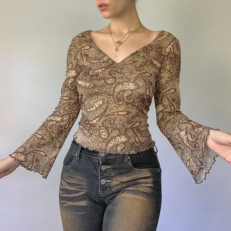 SUCHCUTE Vintage Printed Sexy V Neck T-Shirts Women Slim Harajuku Aesthetic Flare Long Sleeve Y2K Tops Casual Elegant Female
SUCHCUTE Vintage Printed Sexy V Neck T-Shirts Women Slim Harajuku Aesthetic Flare Long Sleeve Y2K Tops Casual Elegant Female