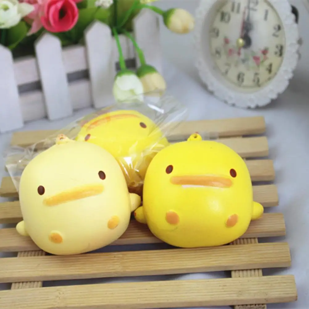 Cute Cartoon Round Duck Squeeze Toy Stress Relive Handbag Keychain Decor Gift Slow Rising Stress Stretch Toy For Adult Kids
Cute Cartoon Round Duck Squeeze Toy Stress Relive Handbag Keychain Decor Gift Slow Rising Stress Stretch Toy For Adult Kids