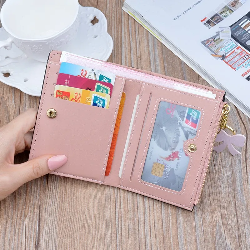 New Women Short Metal Leaf Wallets Korean leather Simple Zipper hasp letter Card Holder Small Ladies Coin Purse lovely color
New Women Short Metal Leaf Wallets Korean leather Simple Zipper hasp letter Card Holder Small Ladies Coin Purse lovely color