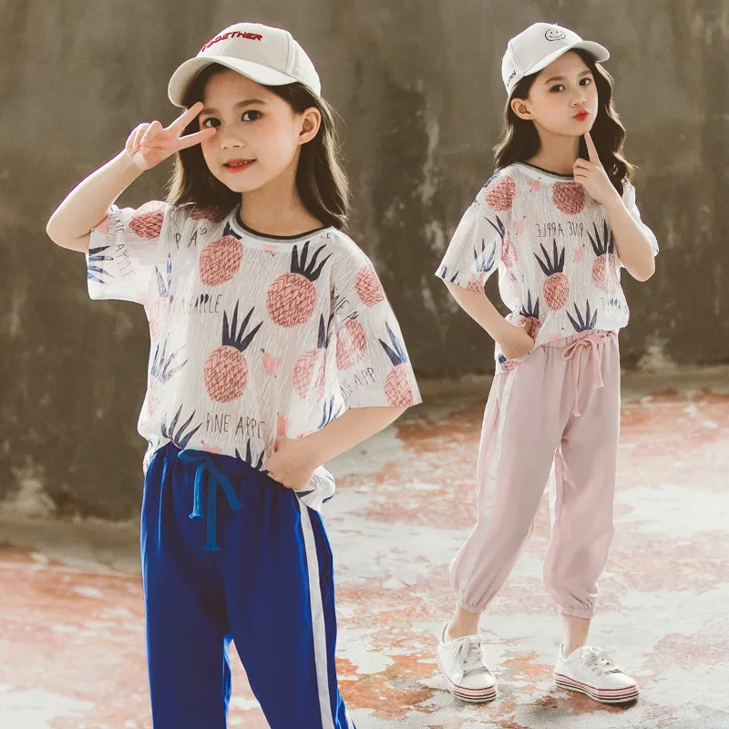 Girls Summer Pineapple Print Children's Clothing Set Teens Girl Tops T-shirt and Pants Light and Comfortable Kids Clothes Sets
Girls Summer Pineapple Print Children's Clothing Set Teens Girl Tops T-shirt and Pants Light and Comfortable Kids Clothes Sets