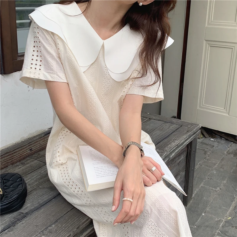 QOERLIN 2021 Elegant Double Layer Collar Loose Office Lady Solid Streetwear Puff Sleeve Retro Summer White Long Dress Vestidos
QOERLIN 2021 Elegant Double Layer Collar Loose Office Lady Solid Streetwear Puff Sleeve Retro Summer White Long Dress Vestidos
