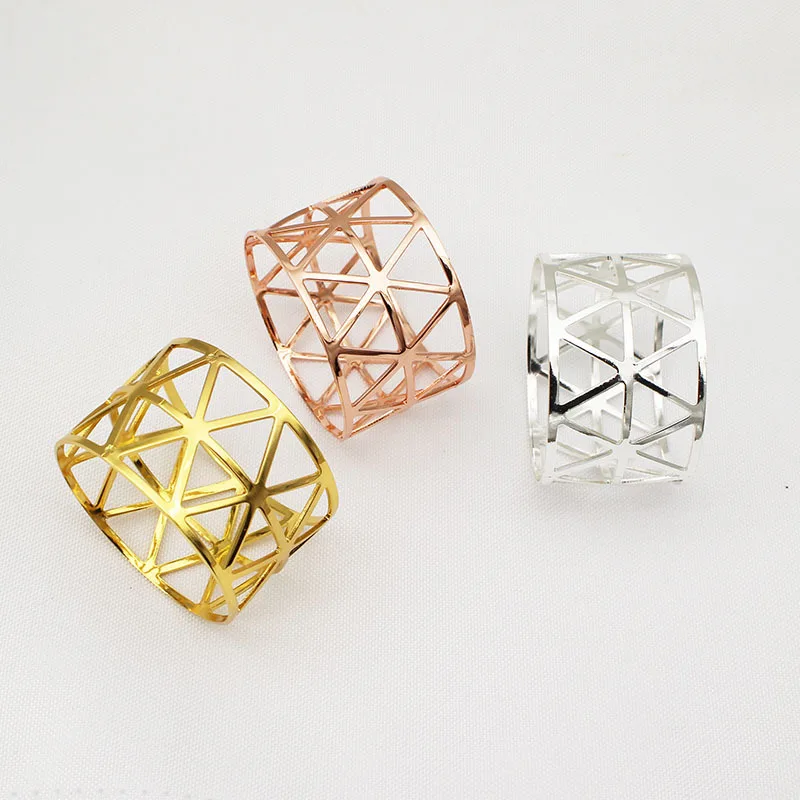10 PCS Napkin ring Hotel Western Restaurant Hollow Triangle Metal Napkin Button Napkin Ring Napkin Ring Table Decoration
10 PCS Napkin ring Hotel Western Restaurant Hollow Triangle Metal Napkin Button Napkin Ring Napkin Ring Table Decoration