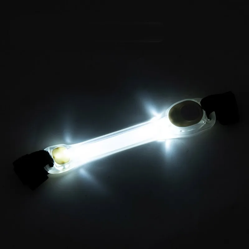Led Pet Dog Collar Anti-Lost/Avoid Car Accident Collar Luminous band LED Night Safety Flashing Glow Pets Collar Strap Dog Supply
Led Pet Dog Collar Anti-Lost/Avoid Car Accident Collar Luminous band LED Night Safety Flashing Glow Pets Collar Strap Dog Supply