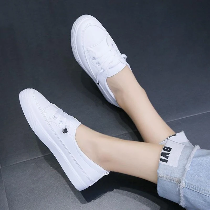 2022 White Flat Slip On Vulcanize Casual Shoes Low Platform Sneakers Women Shoes Female Pu Leather Walking Sneakers Loafers
2022 White Flat Slip On Vulcanize Casual Shoes Low Platform Sneakers Women Shoes Female Pu Leather Walking Sneakers Loafers