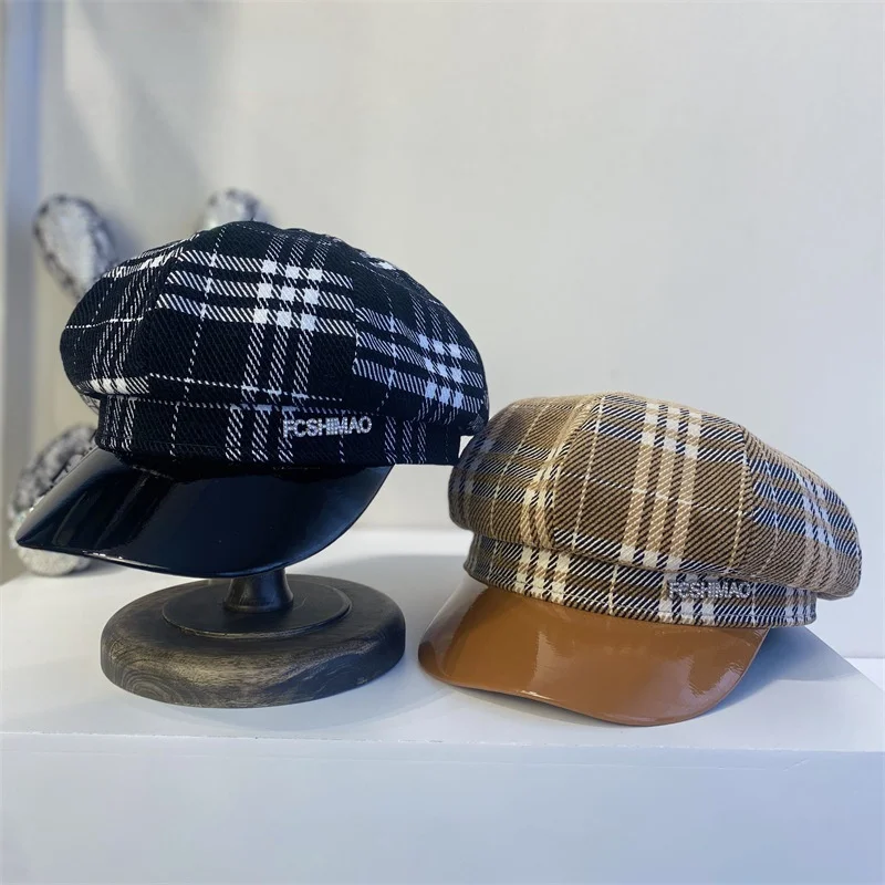 2021 New Japanese Fashion Houndstooth Cotton Women's Octagonal Hat Rhinestone Letters Trend Casual Women's Beret Artist Hat
2021 New Japanese Fashion Houndstooth Cotton Women's Octagonal Hat Rhinestone Letters Trend Casual Women's Beret Artist Hat