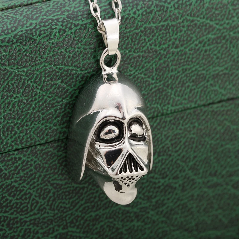 Star Wars Necklaces Pendants Robot Darth Vader Mask Men Falcon Han Solo Lucky Dice Necklace Men Jewelry Gift
Star Wars Necklaces Pendants Robot Darth Vader Mask Men Falcon Han Solo Lucky Dice Necklace Men Jewelry Gift