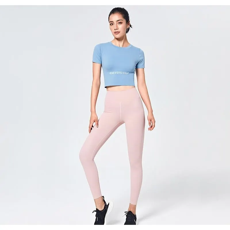 Summer Women's Yoga Clothes Seamless Tops Sexy Fitness T-shirts Sports Running Breathable Outer Wear Slim Women's Clothing
Summer Women's Yoga Clothes Seamless Tops Sexy Fitness T-shirts Sports Running Breathable Outer Wear Slim Women's Clothing