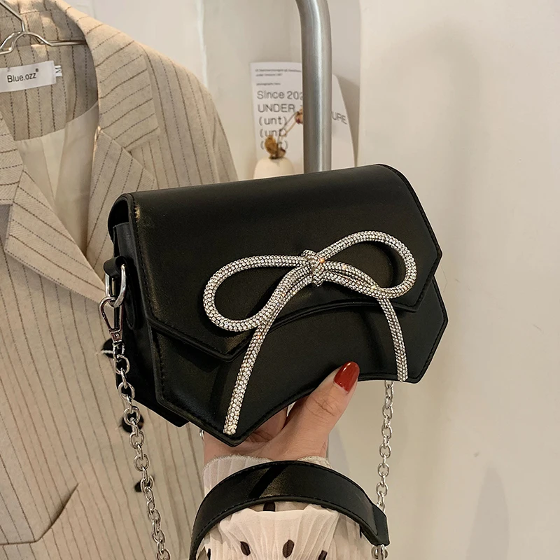 Casual Diamond Bow Chain Shoulder Bag New Quality Pu Leather Crossbody Bags for Women 2021 Solid Color Women's Designer Handbag
Casual Diamond Bow Chain Shoulder Bag New Quality Pu Leather Crossbody Bags for Women 2021 Solid Color Women's Designer Handbag