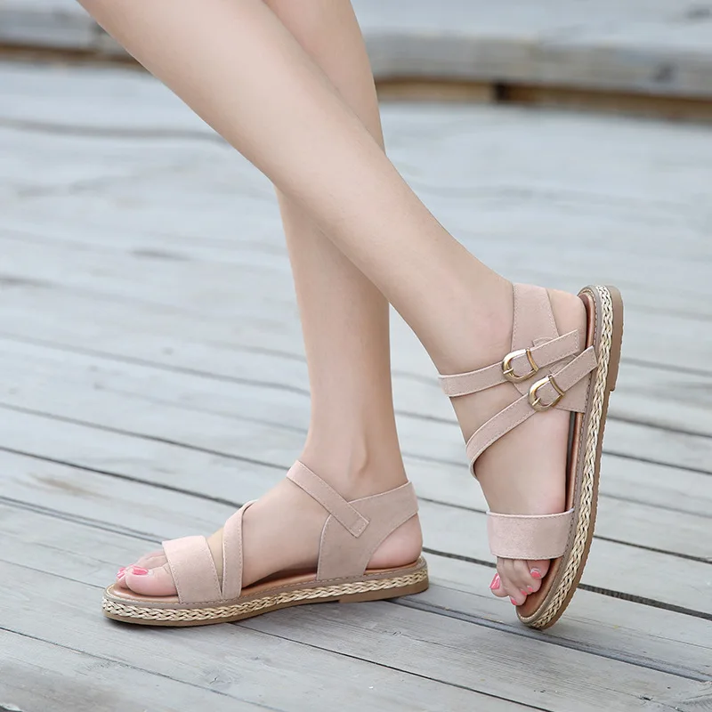 =Women Casual Genuine Leather Sandals Flat Heel Summer Shoes Woman Patch Beach Shoes Big Size Mother Shoes
=Women Casual Genuine Leather Sandals Flat Heel Summer Shoes Woman Patch Beach Shoes Big Size Mother Shoes