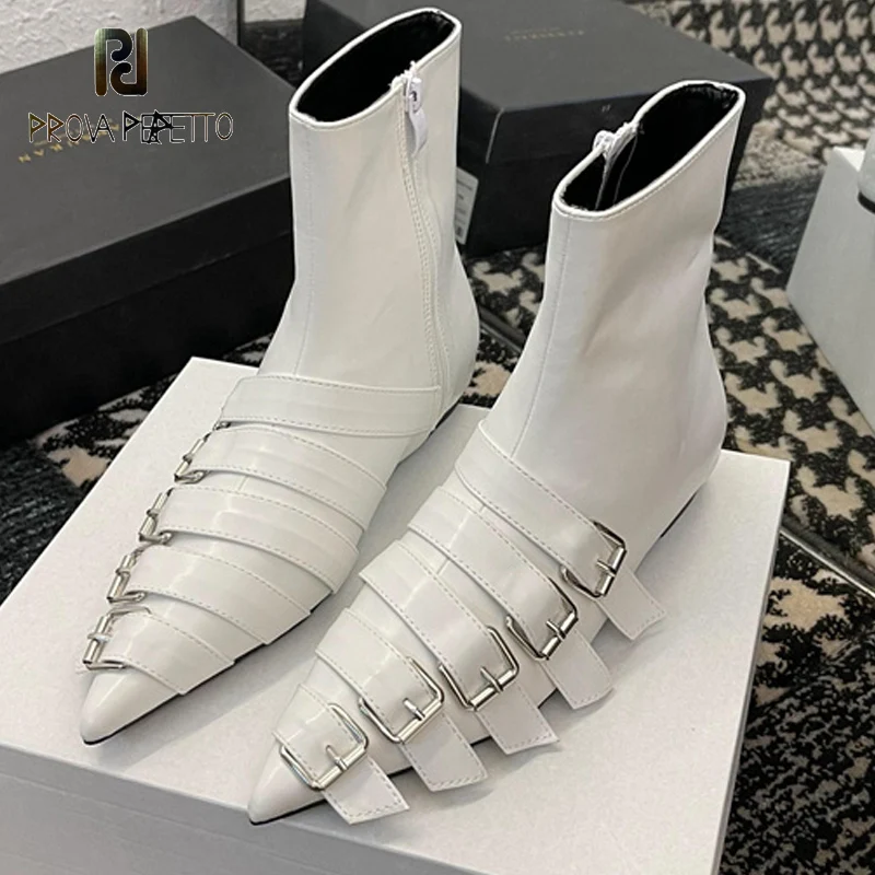 Autumn New Style Belt Buckle Decoration Pointed Flat Ankle Boots Wild British Style Side Zipper Chelsea Boots Martin Boots Women
Autumn New Style Belt Buckle Decoration Pointed Flat Ankle Boots Wild British Style Side Zipper Chelsea Boots Martin Boots Women