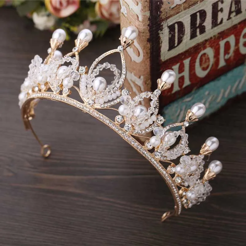 Vintage Bridal Headgear Gold Color Crystal Beaded Crown Wedding Diadem Wedding Dress Accessories
Vintage Bridal Headgear Gold Color Crystal Beaded Crown Wedding Diadem Wedding Dress Accessories