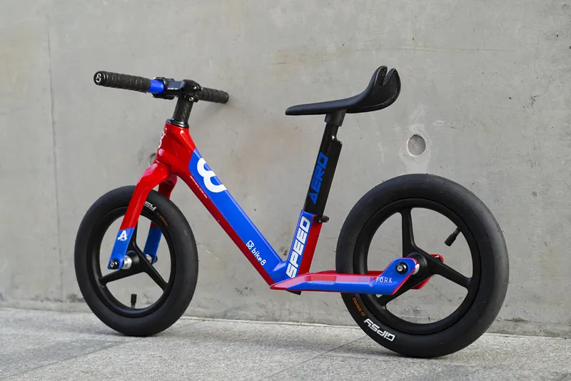 Детский балансировочный автомобиль bike8 рамка из углеродного волокна маленький