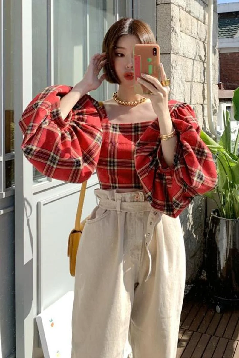 Women Blouses Square Collar Long Flare Sleeve Plaid Vintage Shirts Wome's Top and Blouse Backless Korean Style Sexy Streetwear
Women Blouses Square Collar Long Flare Sleeve Plaid Vintage Shirts Wome's Top and Blouse Backless Korean Style Sexy Streetwear