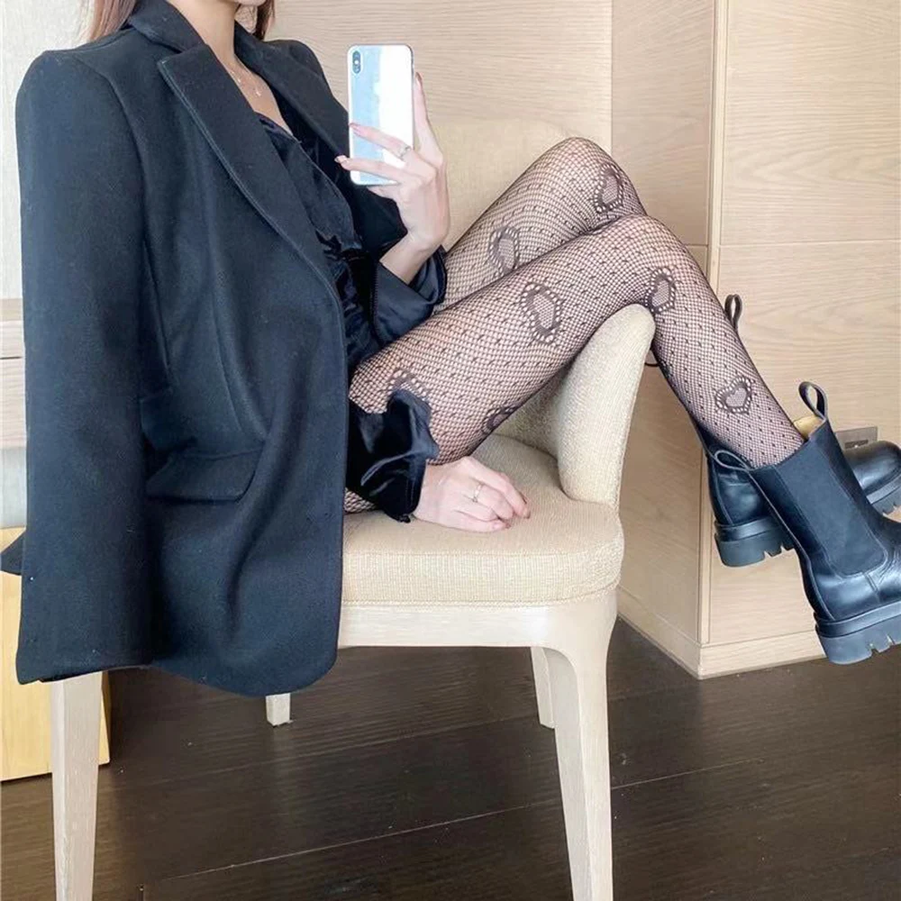 2021Sexy Women Tights Summer Nylon Transparent Cool Hollow Out Fishnet Black Pantyhose Heart Jacquard See-Through Slim Stockings
2021Sexy Women Tights Summer Nylon Transparent Cool Hollow Out Fishnet Black Pantyhose Heart Jacquard See-Through Slim Stockings