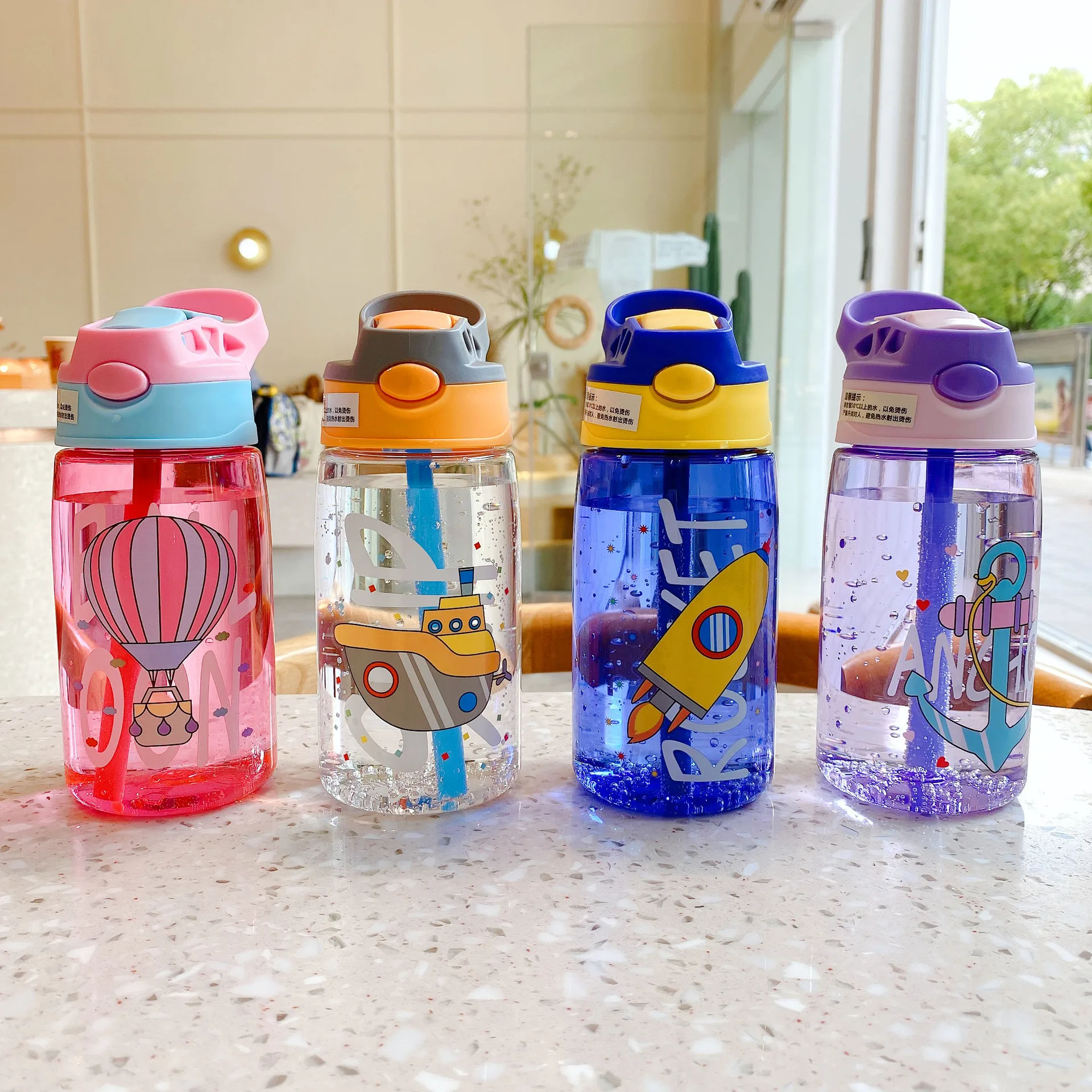 480ml Little Sippy Cup Children's Water Bottle Cartoon Print Cute Cup with Rope and Cover
480ml Little Sippy Cup Children's Water Bottle Cartoon Print Cute Cup with Rope and Cover