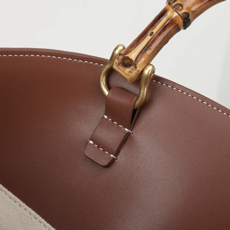 Bamboo Bag Simple Retro Nordic Style Women's LeatherHandbag Oil wax High-quality soft shell bag handbag Tote Composite Bag
Bamboo Bag Simple Retro Nordic Style Women's LeatherHandbag Oil wax High-quality soft shell bag handbag Tote Composite Bag