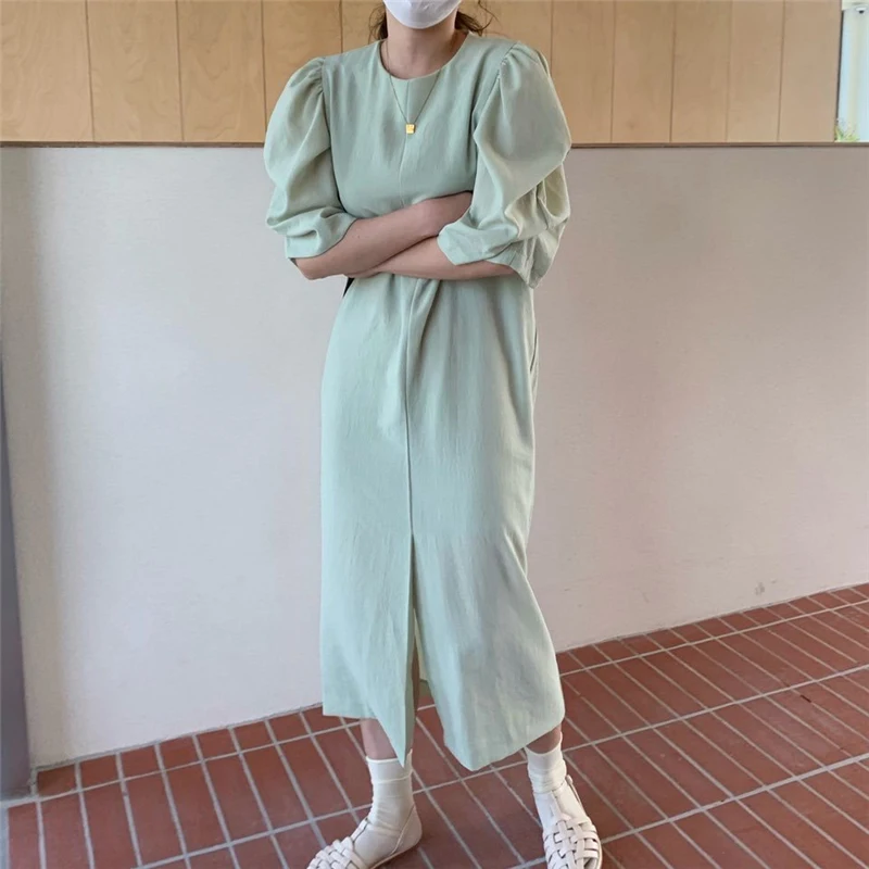 Korean Solid Dress Women Chic Summer French Style Elegant O-Neck Creasing Puff Sleeve Ins Style Loose Split Fork Long Dresses
Korean Solid Dress Women Chic Summer French Style Elegant O-Neck Creasing Puff Sleeve Ins Style Loose Split Fork Long Dresses