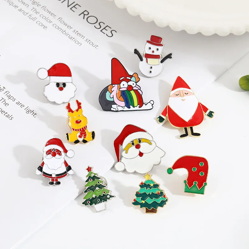 New Christmas Brooch cute creative metal cartoon badge Brooch anti light buckle children's accessories clothing bag accessories
New Christmas Brooch cute creative metal cartoon badge Brooch anti light buckle children's accessories clothing bag accessories
