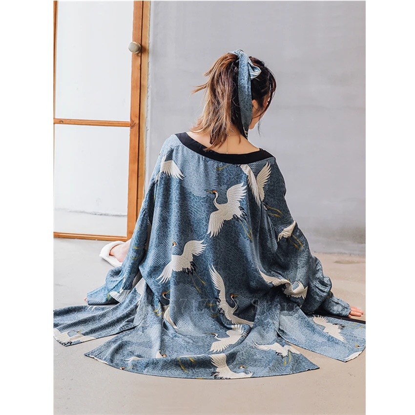 Ukiyo-e Japanese Kimono Dress Women Crane Vinatge Yukata 3PCs Coat+Top+Pants Pajamas Suit Haori Samurai Harajuku Asian Clothes
Ukiyo-e Japanese Kimono Dress Women Crane Vinatge Yukata 3PCs Coat+Top+Pants Pajamas Suit Haori Samurai Harajuku Asian Clothes