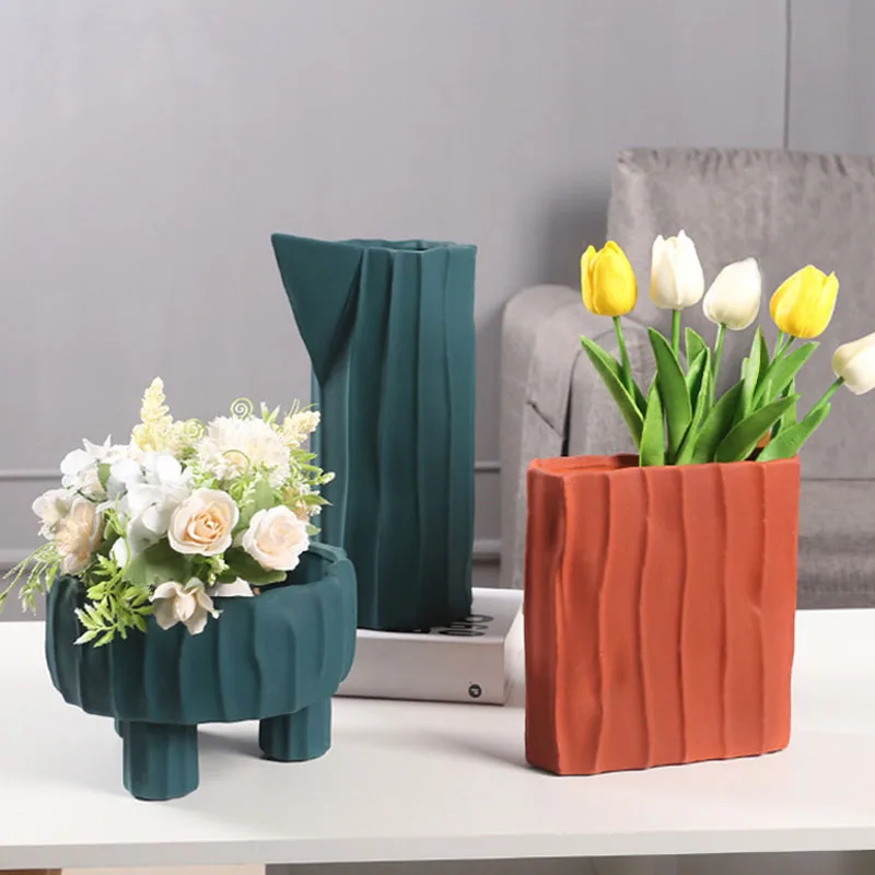 Morandi Irregular Ceramic Flower Vase Home Decoration Furnishings Art Vases Flower Arrangement Decoration Ornament Wedding Gifts
Morandi Irregular Ceramic Flower Vase Home Decoration Furnishings Art Vases Flower Arrangement Decoration Ornament Wedding Gifts