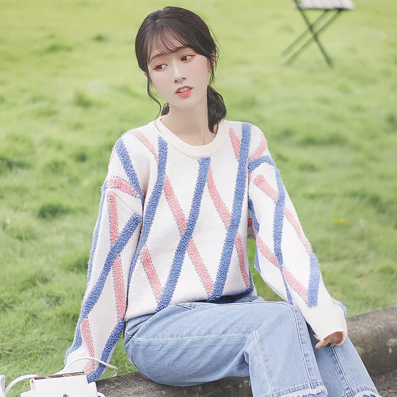 Chic Khaki 2019 Autumn and Winter New round Neck Sweater Women's Pullover Irregular Striped Loose Ins Color Matching Sweater
Chic Khaki 2019 Autumn and Winter New round Neck Sweater Women's Pullover Irregular Striped Loose Ins Color Matching Sweater