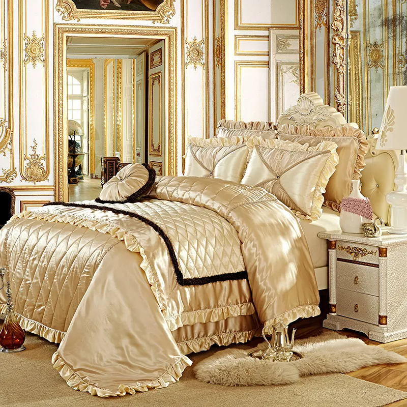 8Pcs New Classical Bed Linen Euro Royale Palace Bedding Set King Size Duvet Cover Queen Gold Bed Cover
8Pcs New Classical Bed Linen Euro Royale Palace Bedding Set King Size Duvet Cover Queen Gold Bed Cover