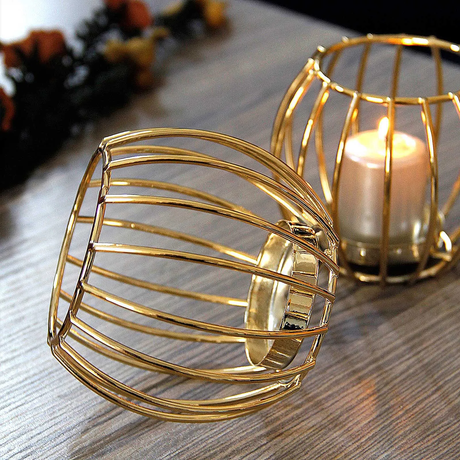 Golden Metal Candle Holder Christmas Decoration Candle Holder Luxury Metal Candlestick Christmas Dining Table Ornaments
Golden Metal Candle Holder Christmas Decoration Candle Holder Luxury Metal Candlestick Christmas Dining Table Ornaments