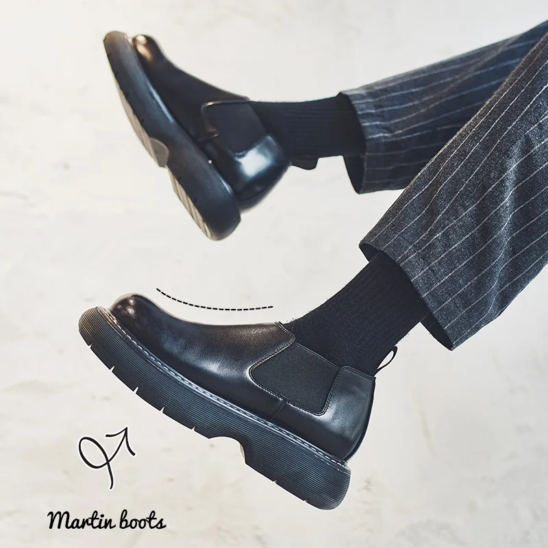 Мужские кожаные туфли мужские короткие сапоги, однотонные, из искусственной кожи, с бархатной подкладкой, сохраняют тепло, не скользят и защ...
Мужские кожаные туфли мужские короткие сапоги, однотонные, из искусственной кожи, с бархатной подкладкой, сохраняют тепло, не скользят и защ...