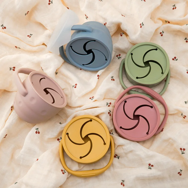BPA Free Baby Silicone Snack Cup Silicone Portable Snack Dishes Storage Container Children Plate With Lid Tableware Kids Gifts
BPA Free Baby Silicone Snack Cup Silicone Portable Snack Dishes Storage Container Children Plate With Lid Tableware Kids Gifts