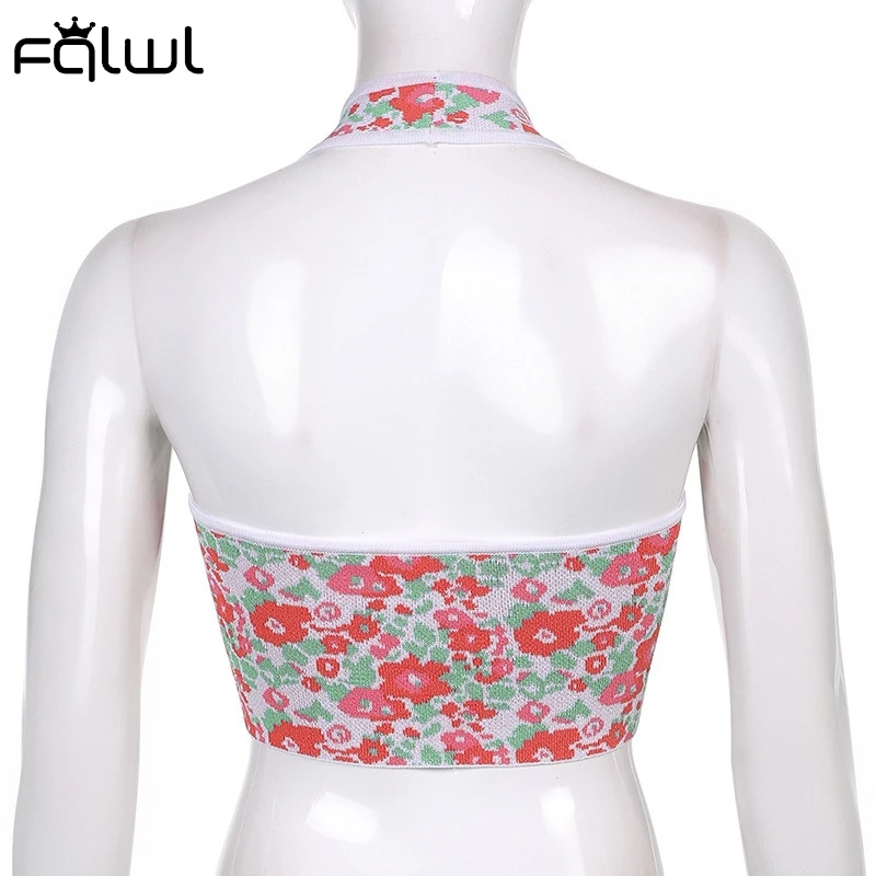 FQLWL Summer Sexy Floral Print Crop Top Women 2021 Halter Sleeveless T Shirt Female Backless Patchwork V Neck Clubwear Tops
FQLWL Summer Sexy Floral Print Crop Top Women 2021 Halter Sleeveless T Shirt Female Backless Patchwork V Neck Clubwear Tops